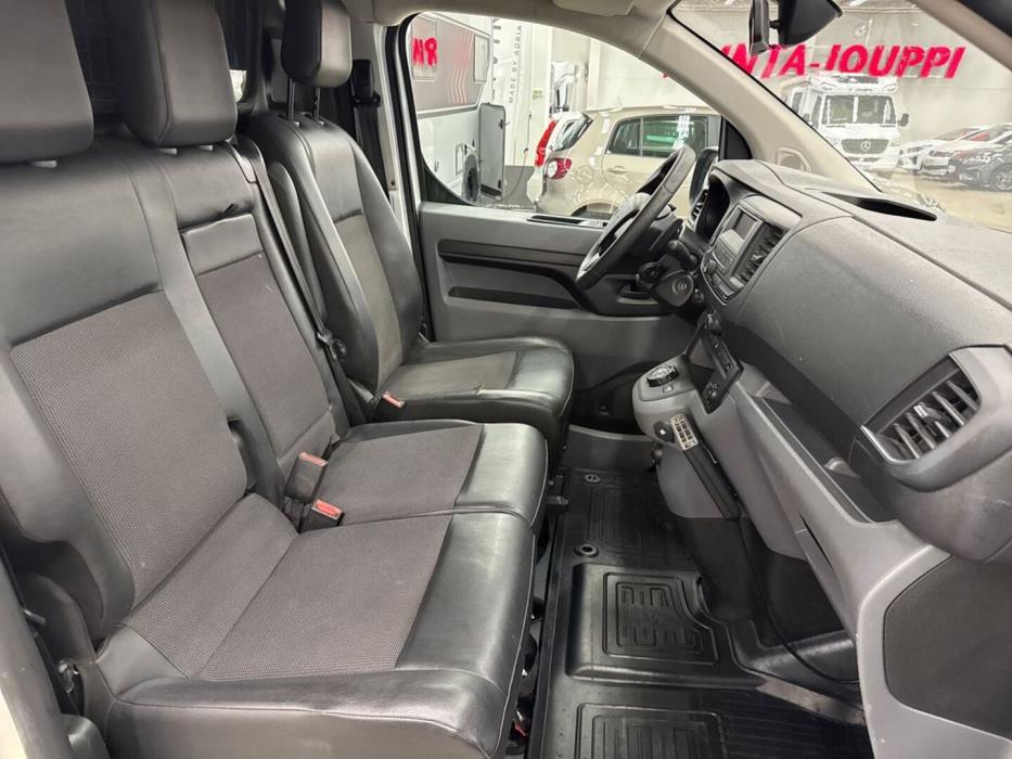TOYOTA Proace 2021