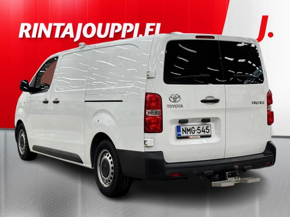 TOYOTA Proace 2021