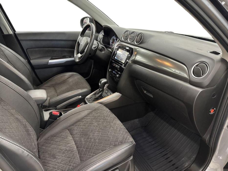 SUZUKI Vitara 2022