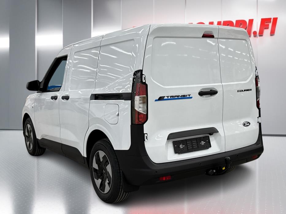 FORD Transit Courier 2026
