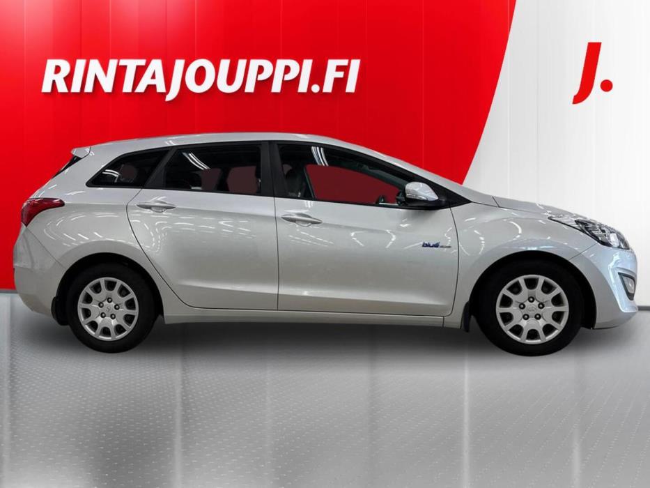 HYUNDAI i30 Wagon 2013