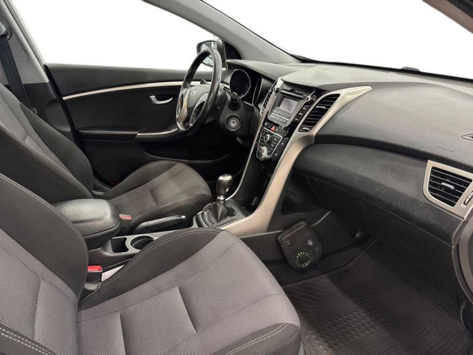 HYUNDAI i30 Wagon 2013