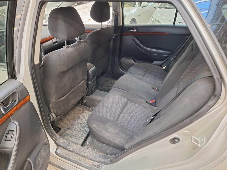 TOYOTA Avensis 2006