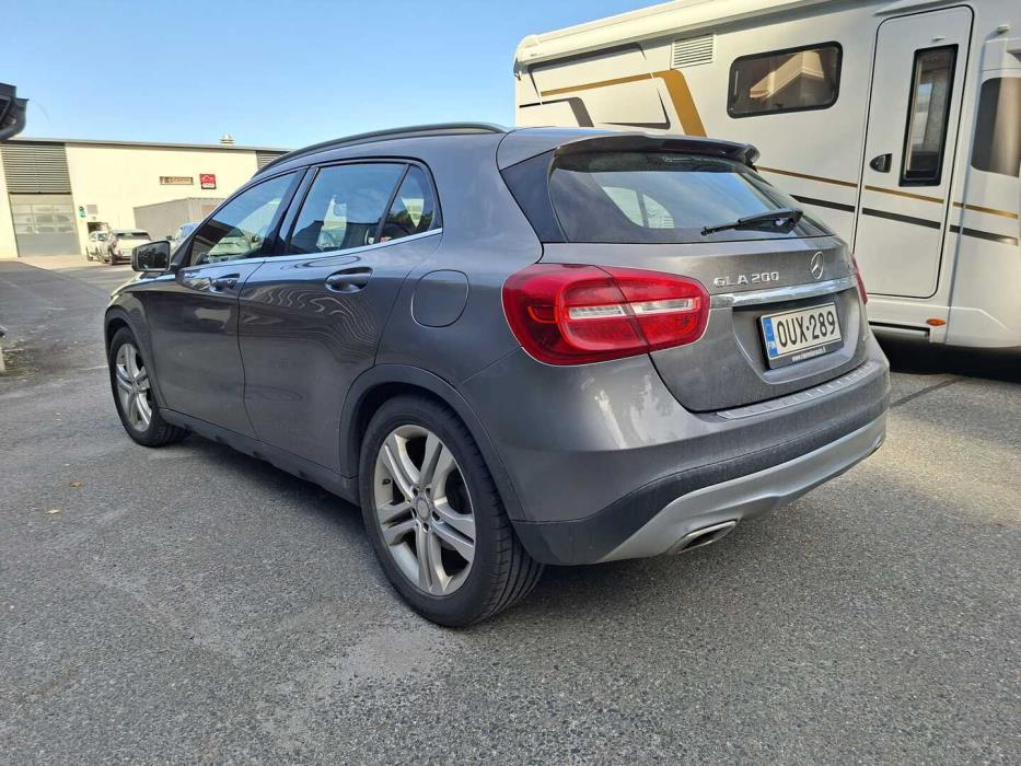 MERCEDES-BENZ GLA 2015