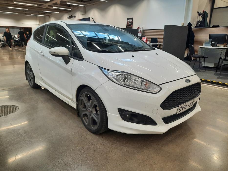 FORD Fiesta Van 2016