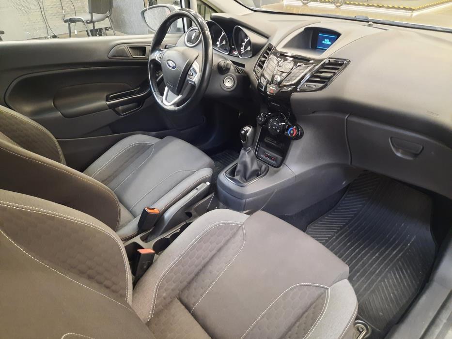 FORD Fiesta Van 2016