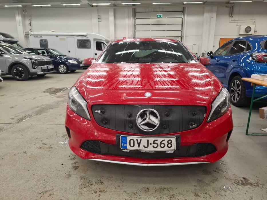 MERCEDES-BENZ A 2016