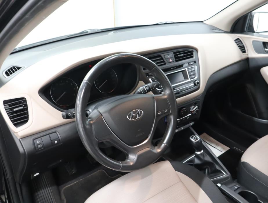 HYUNDAI i20 5d 2016
