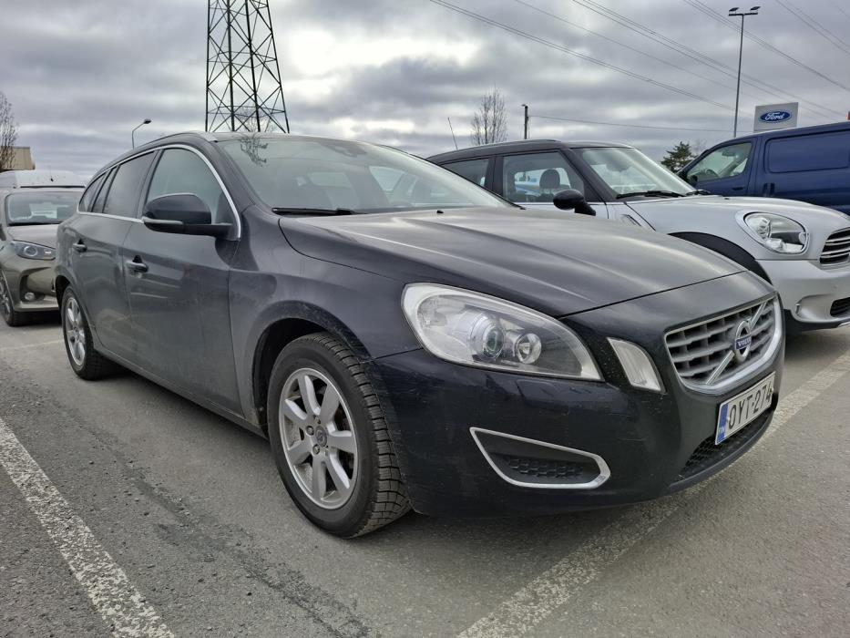 VOLVO V60 2011