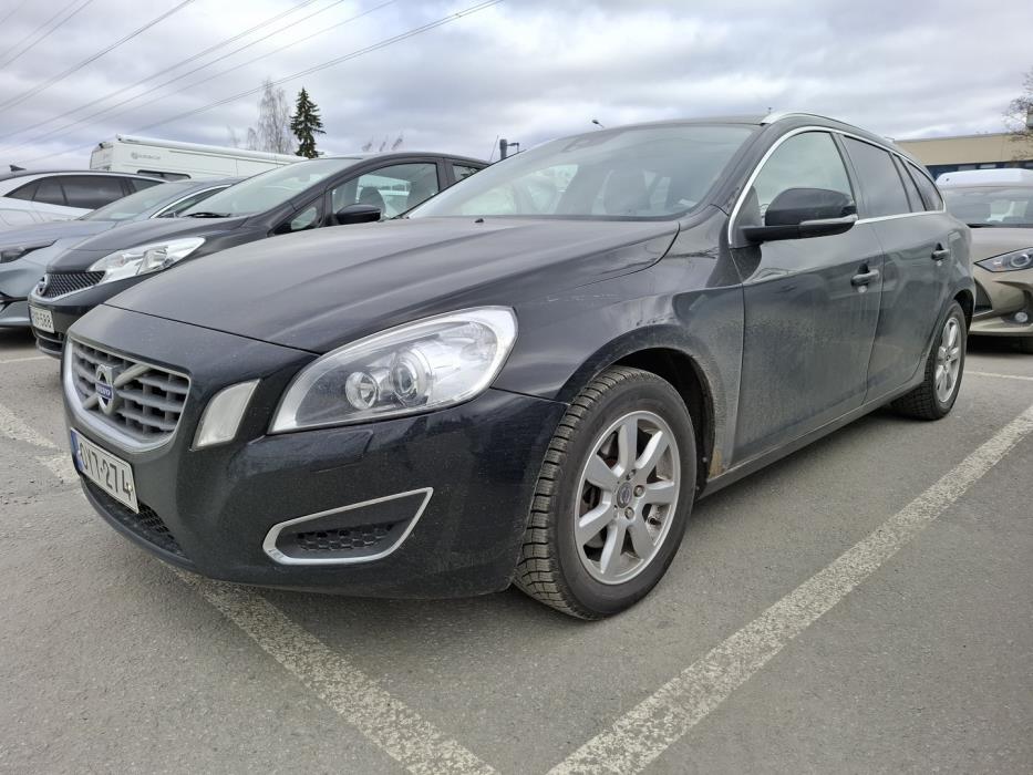VOLVO V60 2011