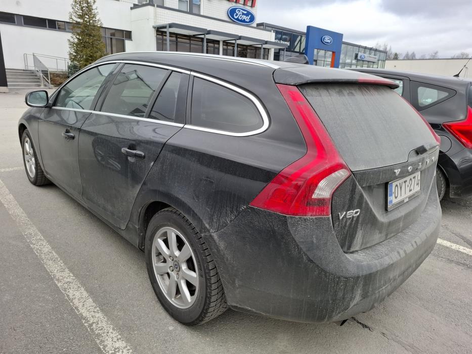 VOLVO V60 2011