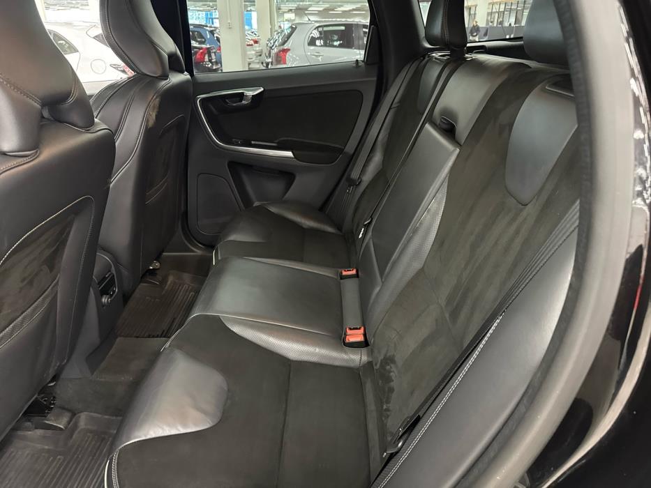 VOLVO XC60 2016