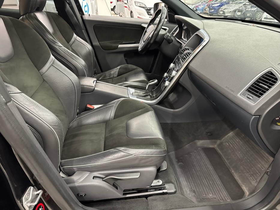 VOLVO XC60 2016