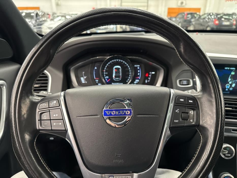VOLVO XC60 2016