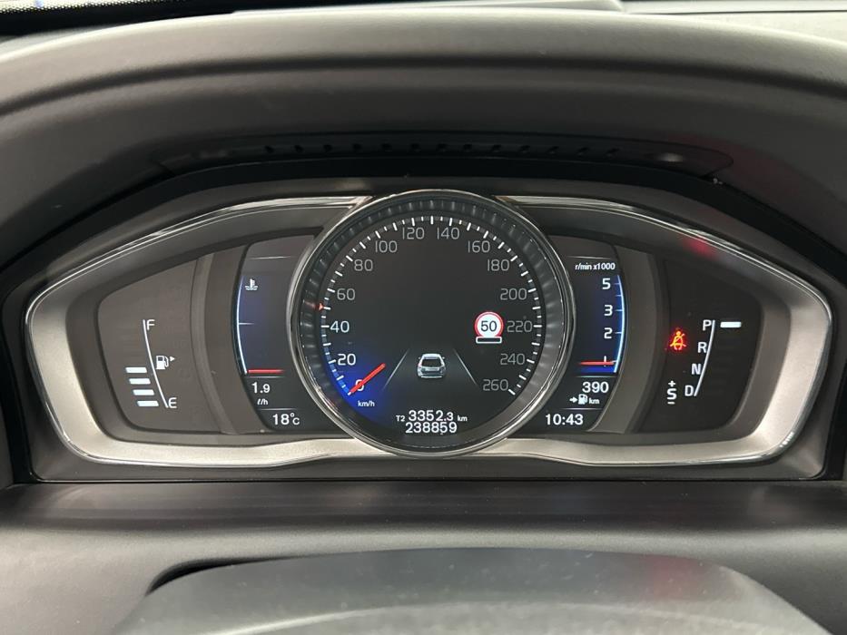 VOLVO XC60 2016