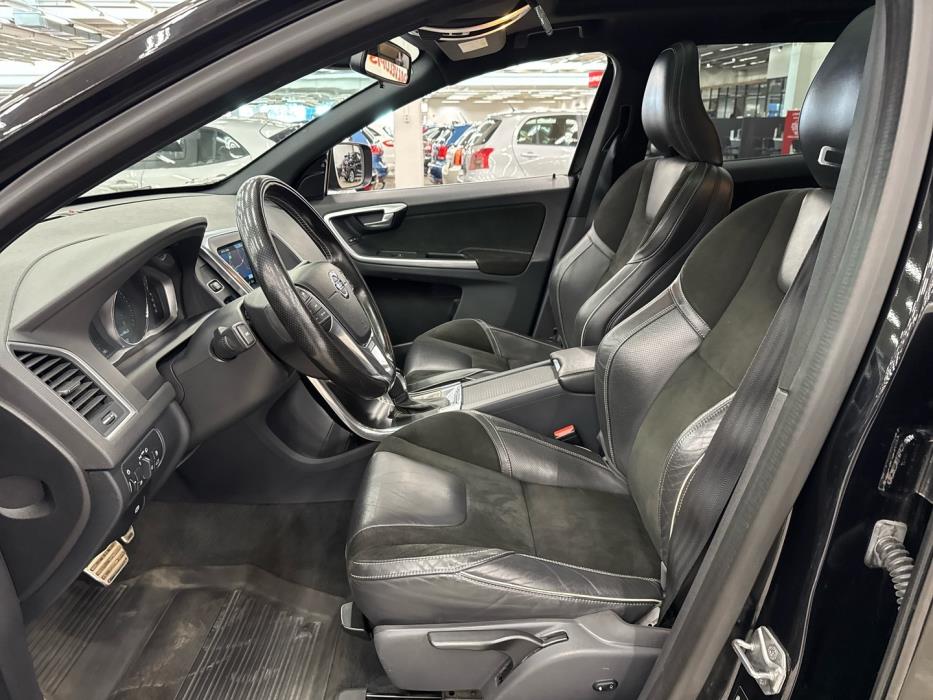 VOLVO XC60 2016