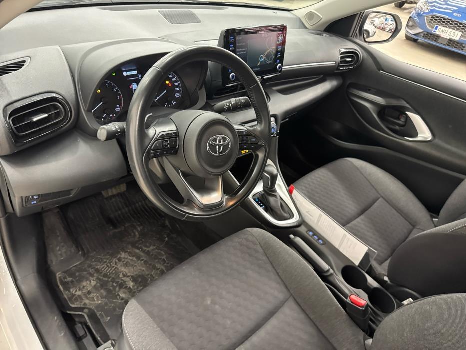 TOYOTA Yaris 2022