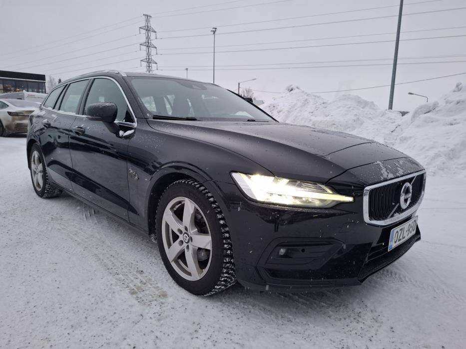 VOLVO V60 2020