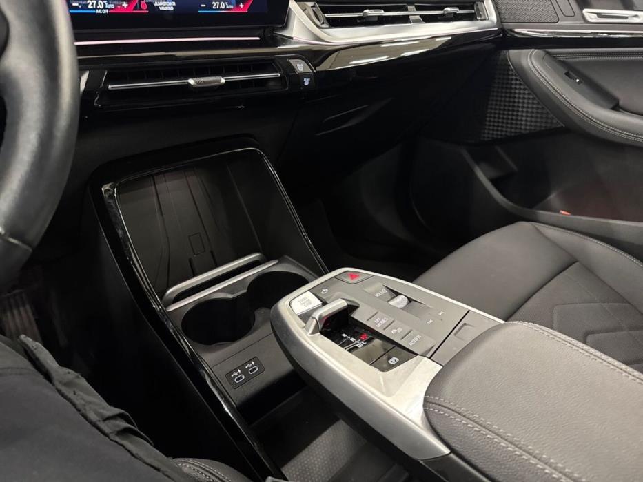 BMW 225 2023