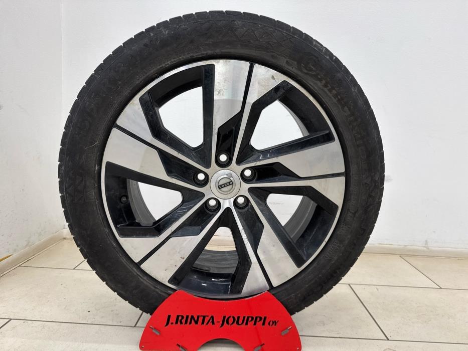 VOLVO V60 Cross Country 2023