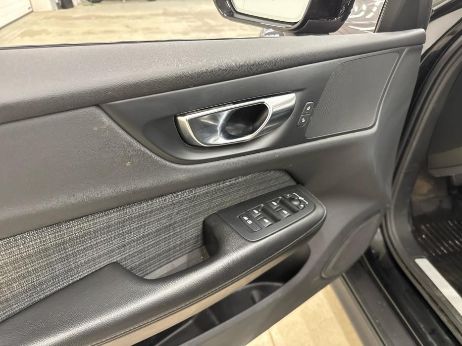 VOLVO V60 Cross Country 2023