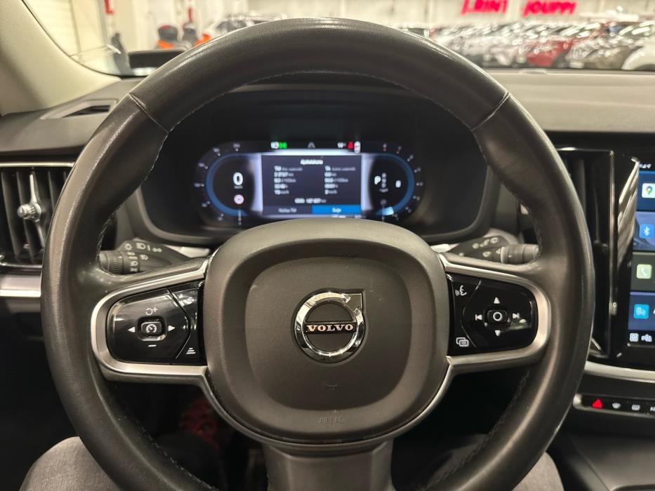 VOLVO V60 Cross Country 2023