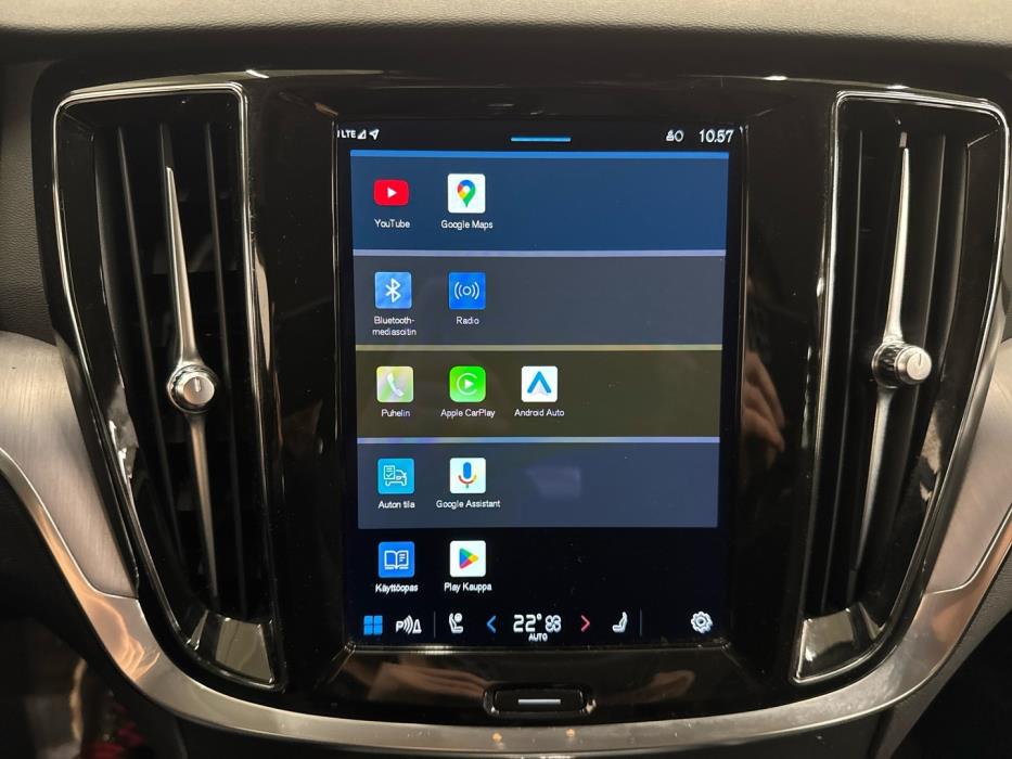 VOLVO V60 Cross Country 2023