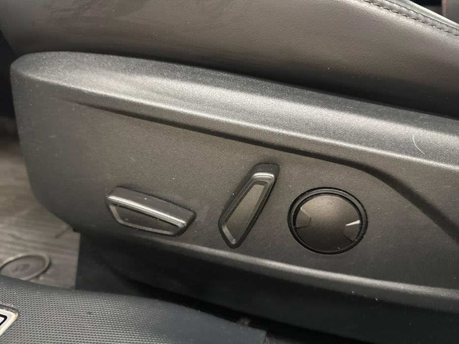 FORD Mustang Mach-E 2023