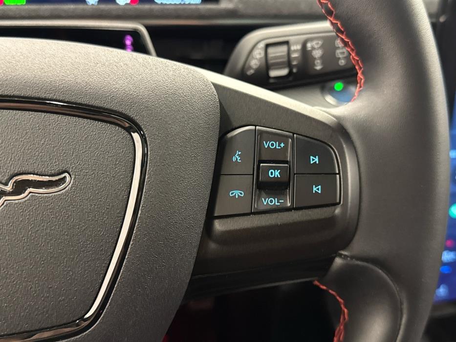 FORD Mustang Mach-E 2023