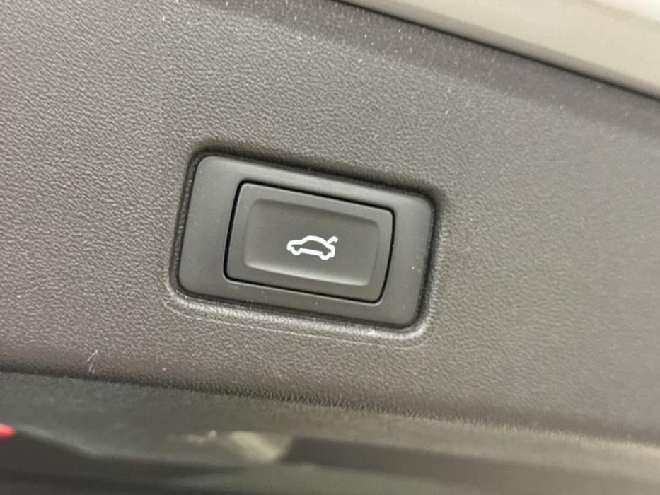AUDI Q4 e-tron 2023