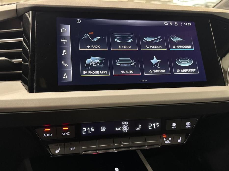 AUDI Q4 e-tron 2023