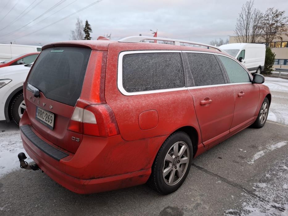 VOLVO V70 2012