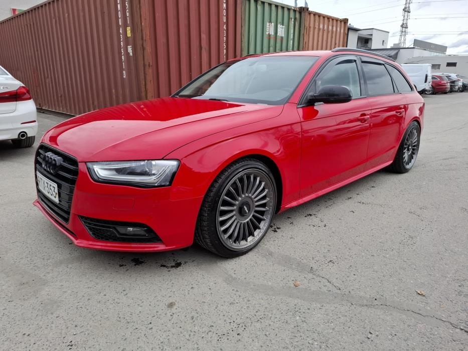 AUDI A4 2013