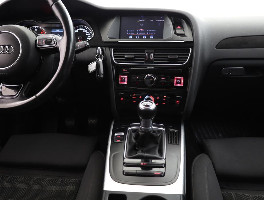 AUDI A4 2013
