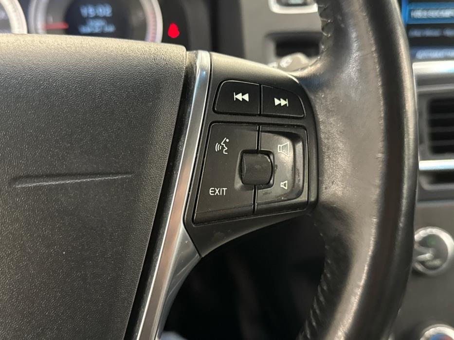 VOLVO V60 2011
