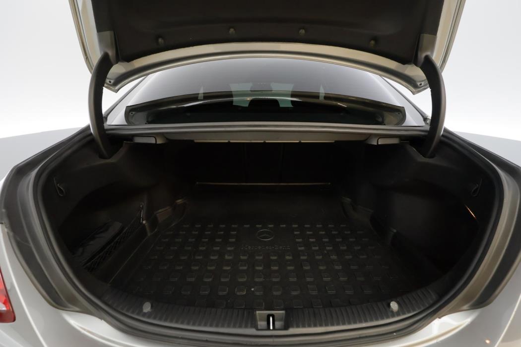 MERCEDES-BENZ C 2016