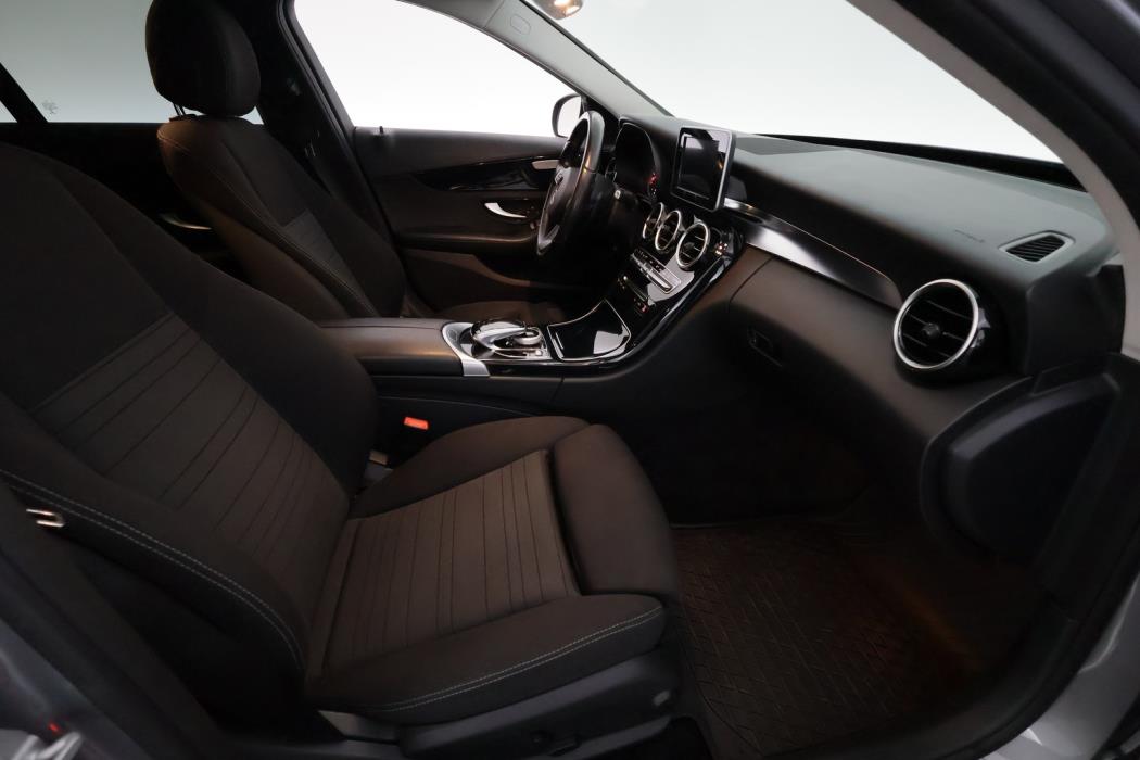 MERCEDES-BENZ C 2016