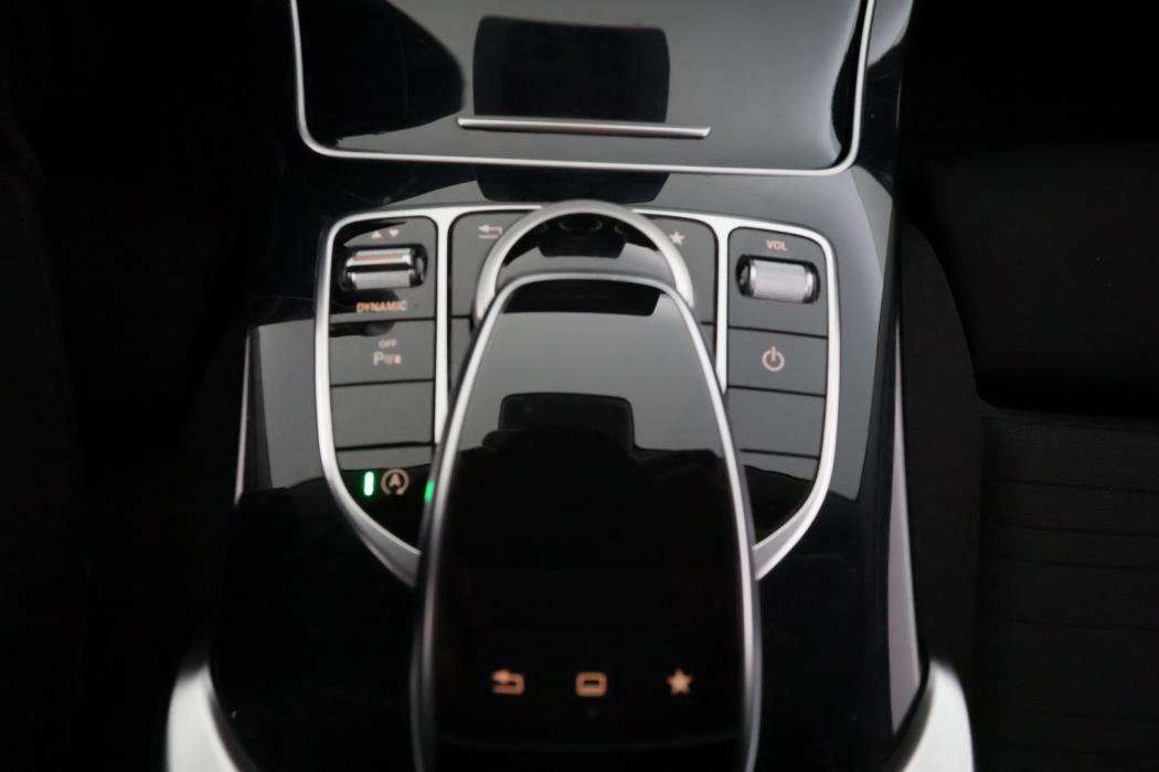 MERCEDES-BENZ C 2016