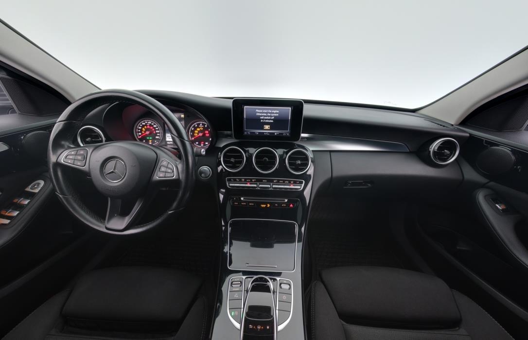 MERCEDES-BENZ C 2016