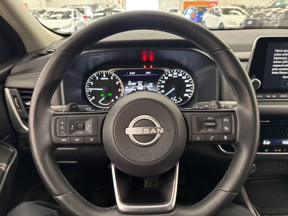 NISSAN Qashqai 2024