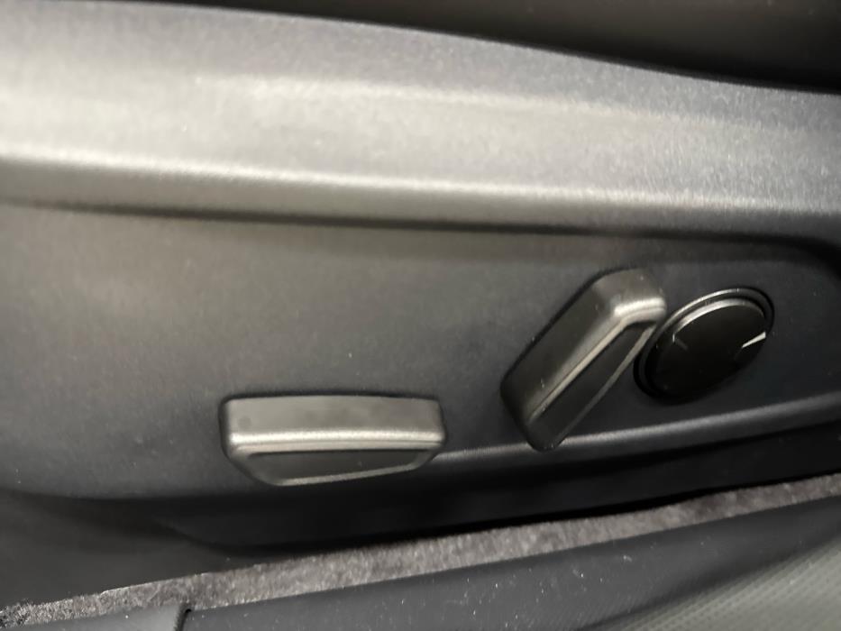 FORD Mustang Mach-E 2025