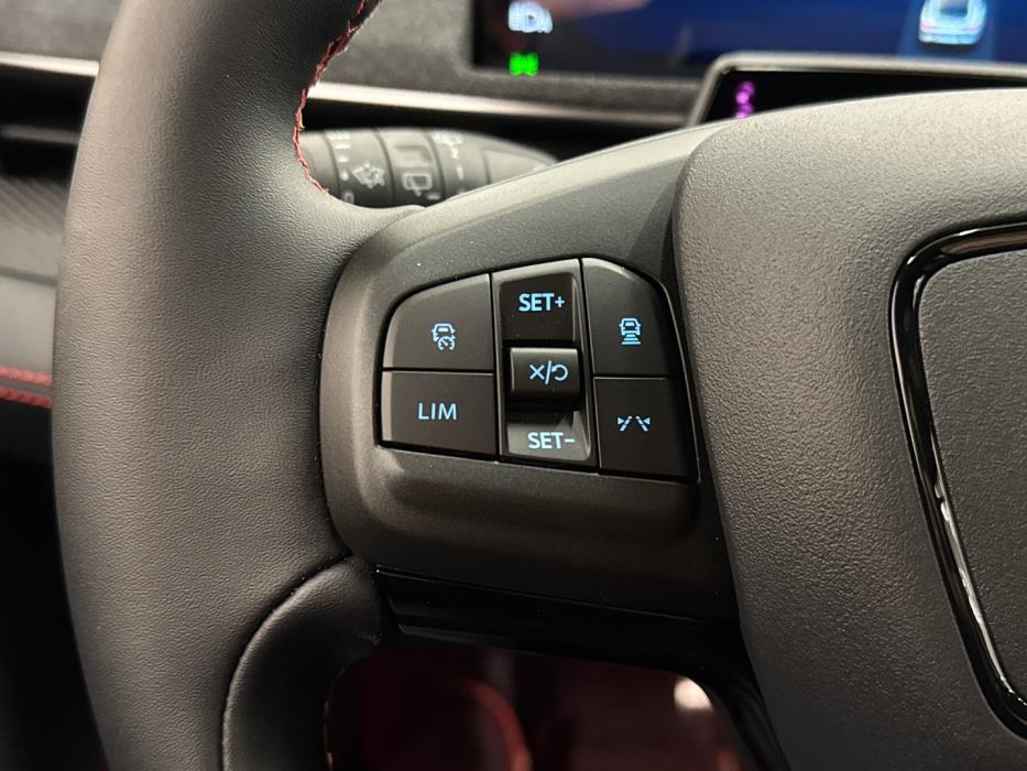 FORD Mustang Mach-E 2025