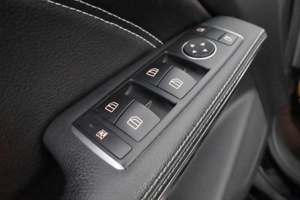 MERCEDES-BENZ CLA 2016