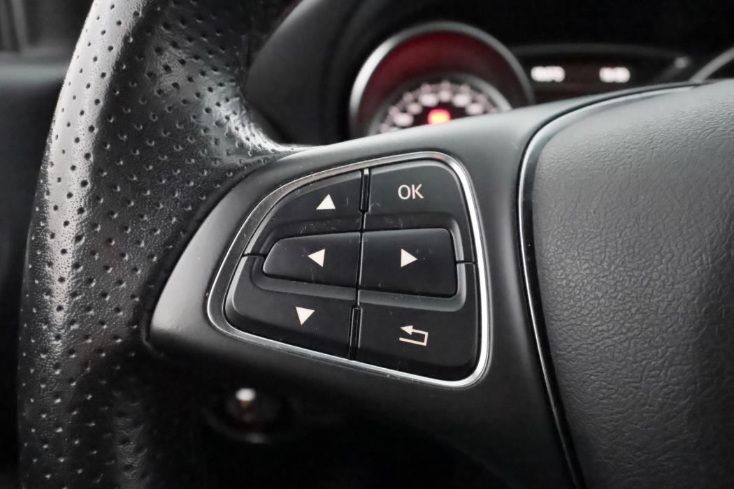 MERCEDES-BENZ CLA 2016