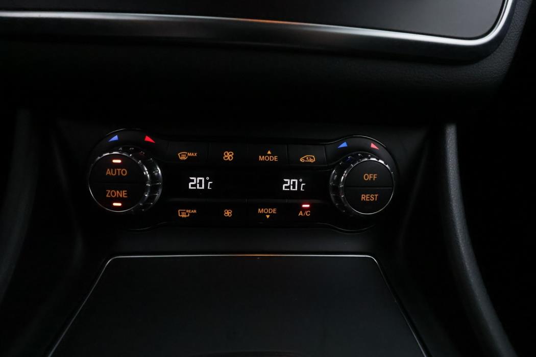 MERCEDES-BENZ CLA 2016