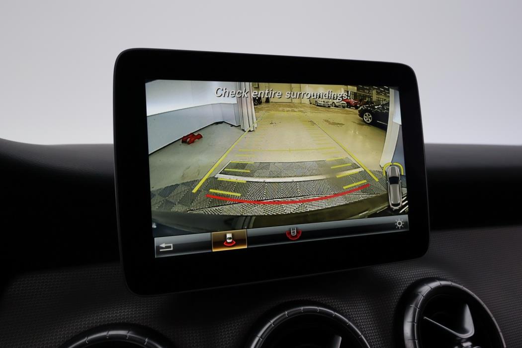 MERCEDES-BENZ CLA 2016