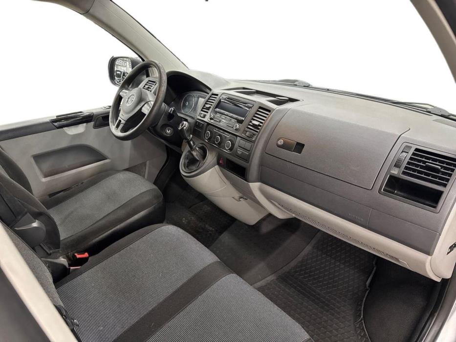 VOLKSWAGEN Transporter 2013