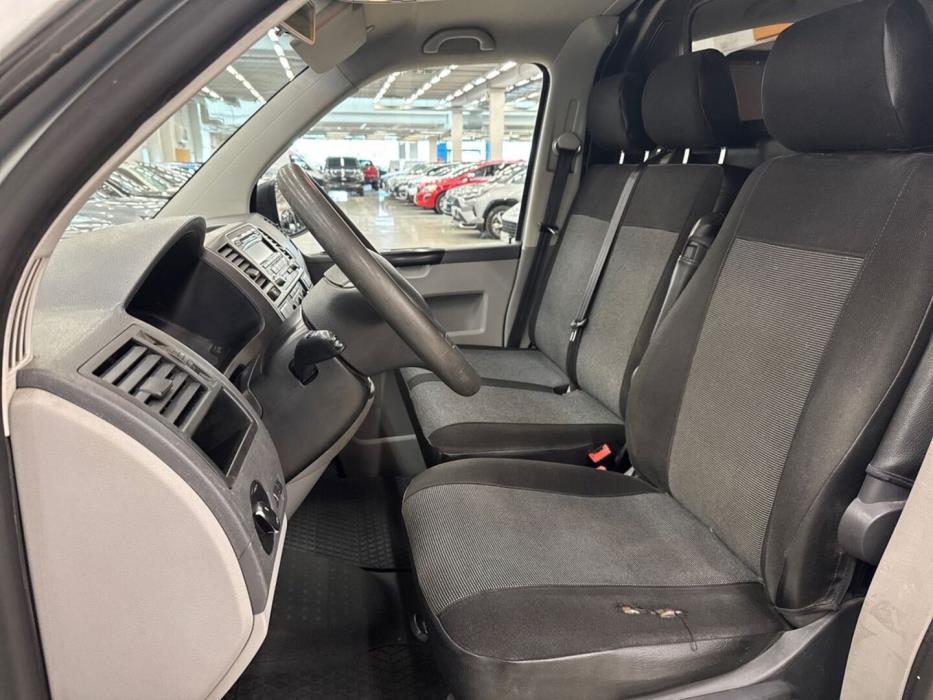 VOLKSWAGEN Transporter 2013