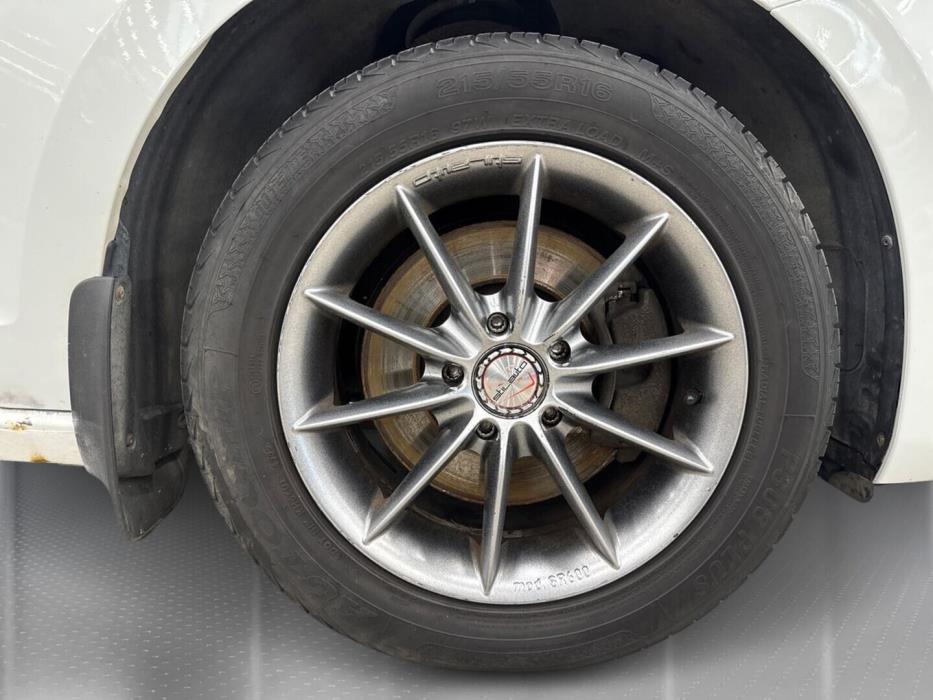 VOLKSWAGEN Touran 2017