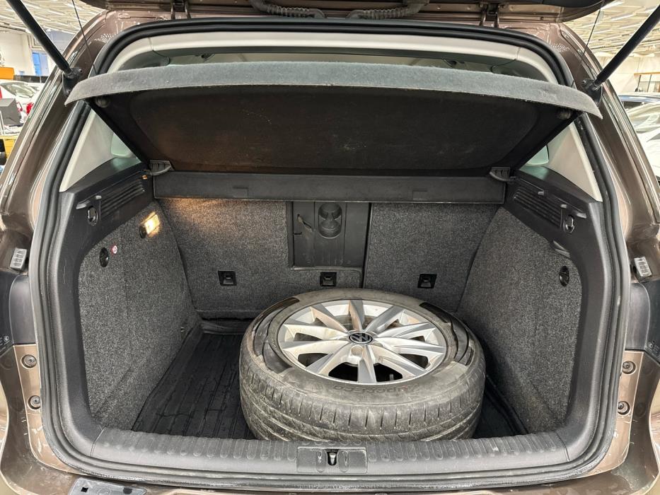 VOLKSWAGEN Tiguan 2013